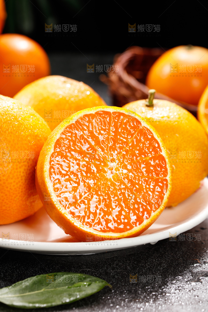 深底上的爱媛果冻橙