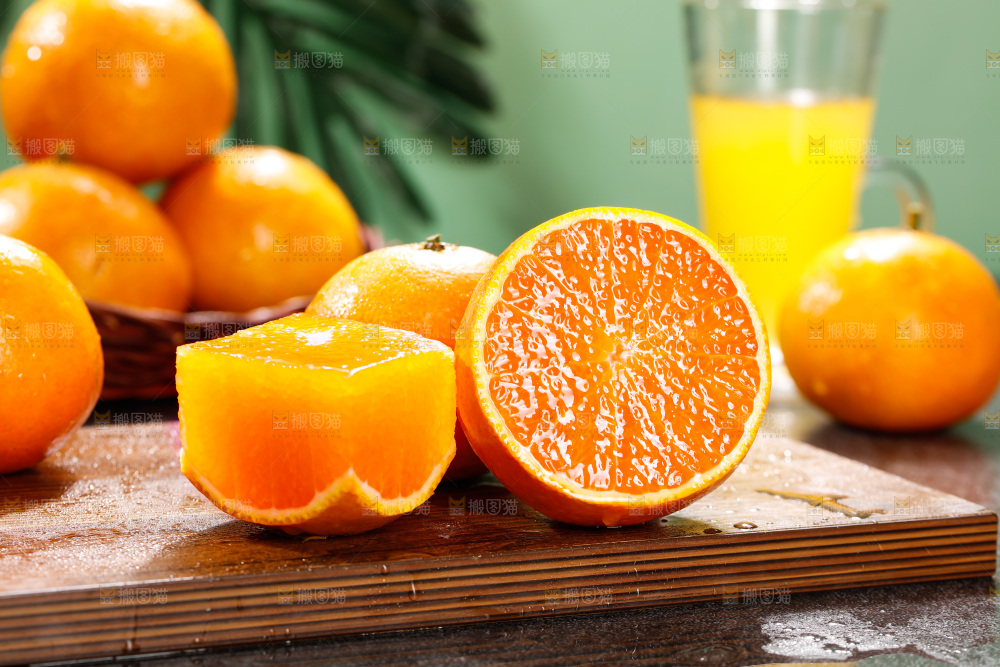 深底上的爱媛果冻橙