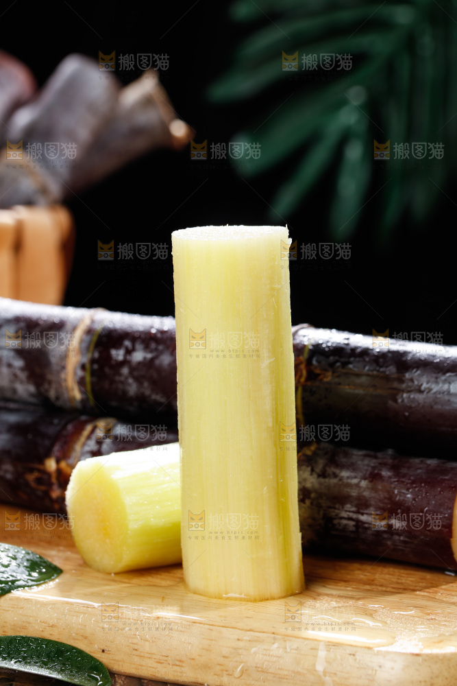 深底上的黑皮甘蔗
