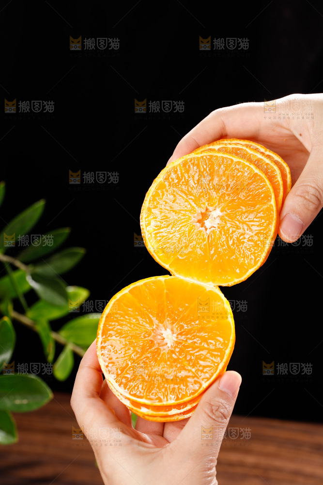 深底上的爱媛果冻橙