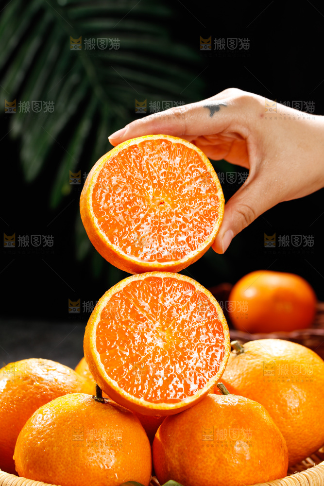深底上的爱媛果冻橙