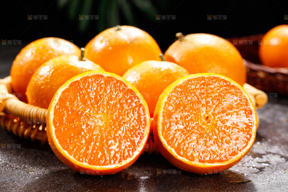 深底上的爱媛果冻橙
