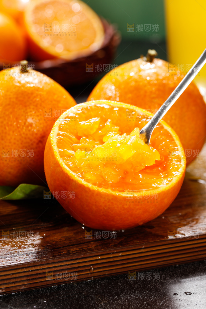 深底上的爱媛果冻橙
