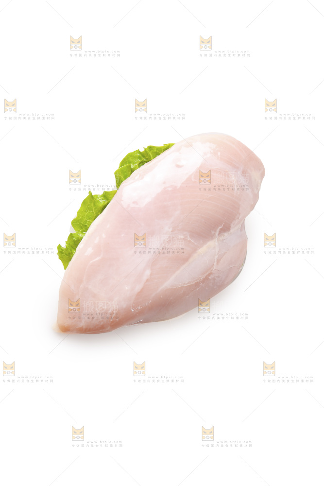 白底上的鸡胸肉