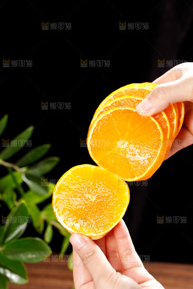 深底上的爱媛果冻橙