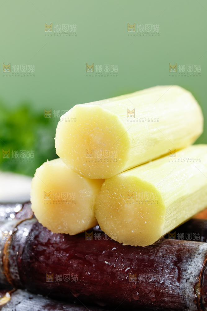 深底上的黑皮甘蔗