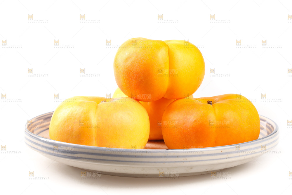 白底上的黄金油蟠桃