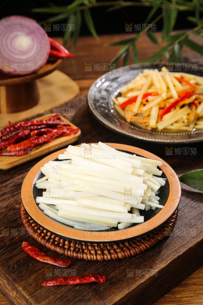 木底上的清水笋丝
