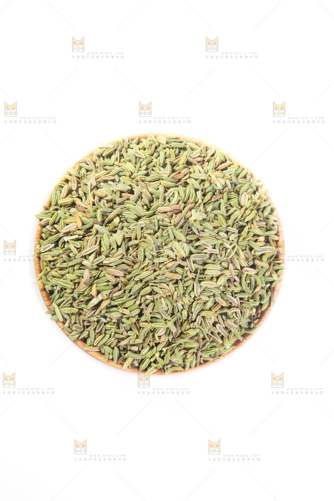 白底上的小茴香籽