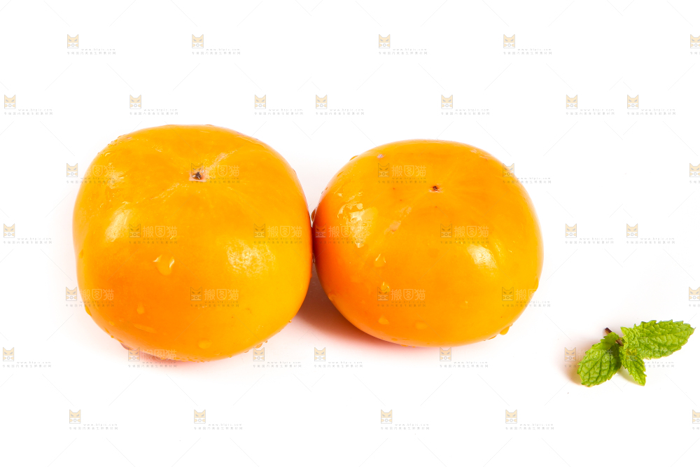 白底上的脆柿