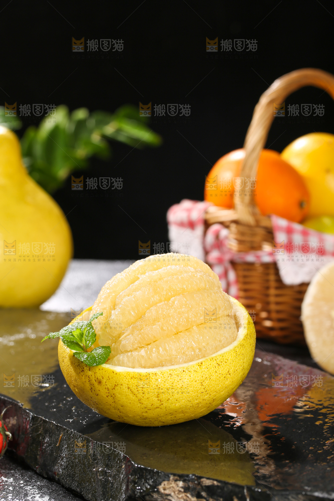深底上的沙田柚