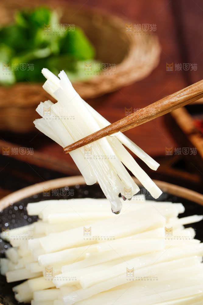 深底上的清水笋丝