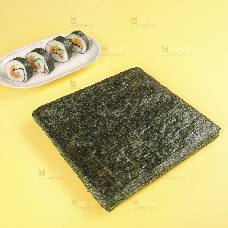 浅底上的海苔卷
