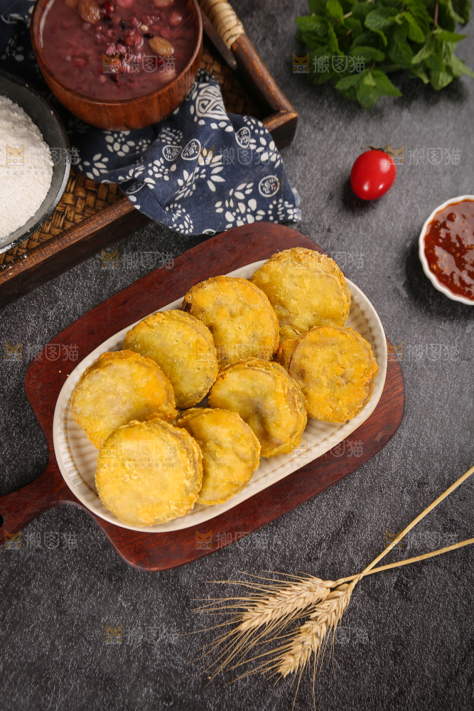 深底上的炸藕夹