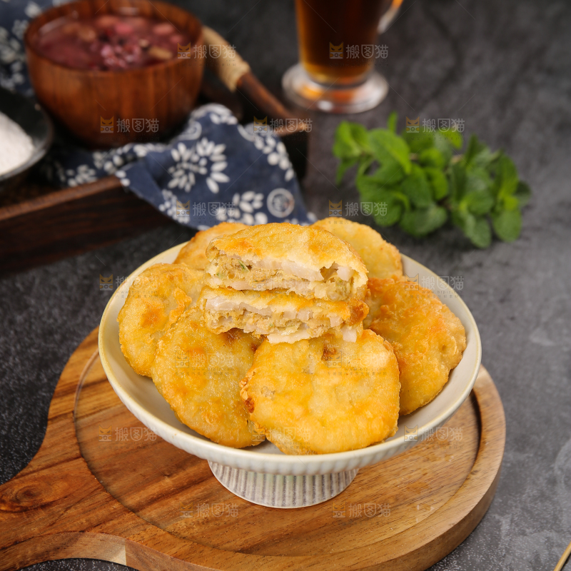 深底上的炸藕夹