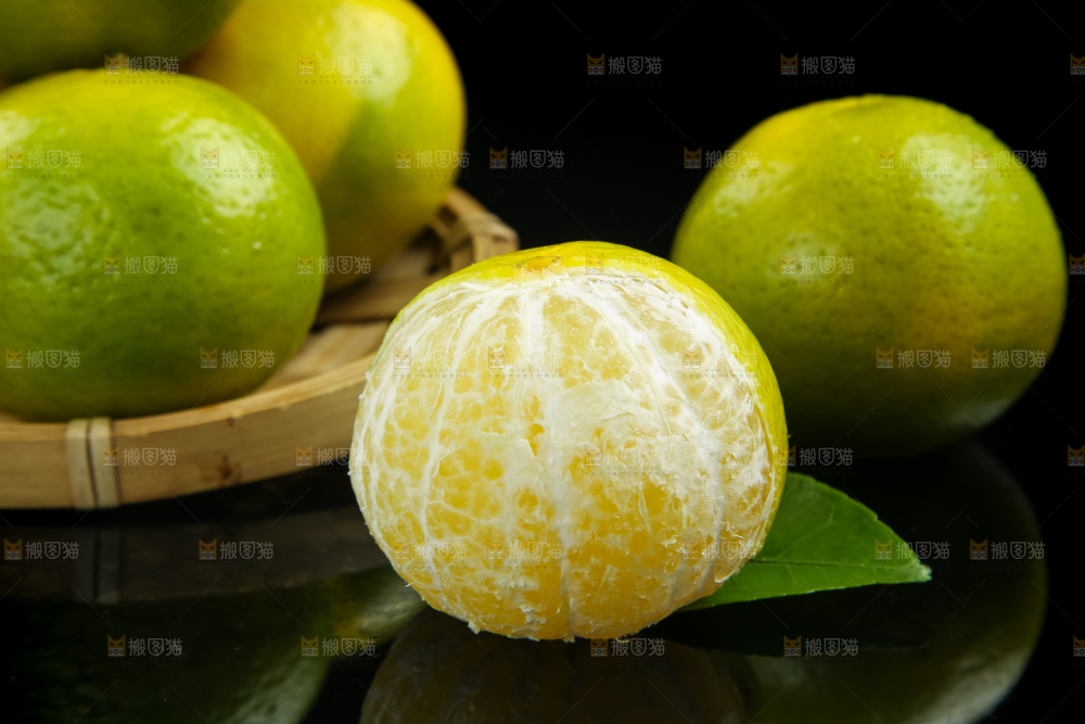 深底上的皇帝柑