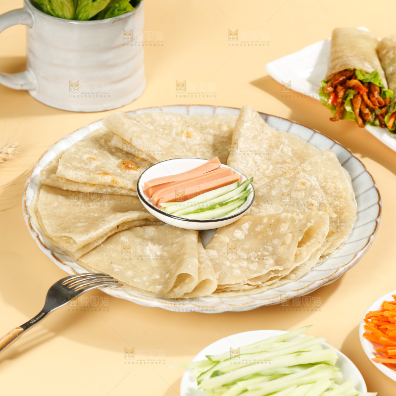 浅底上的荞麦卷饼
