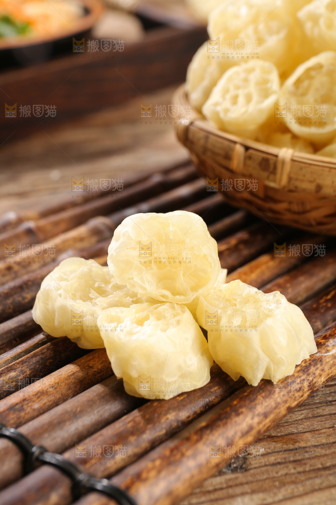 深底上的原味面藕