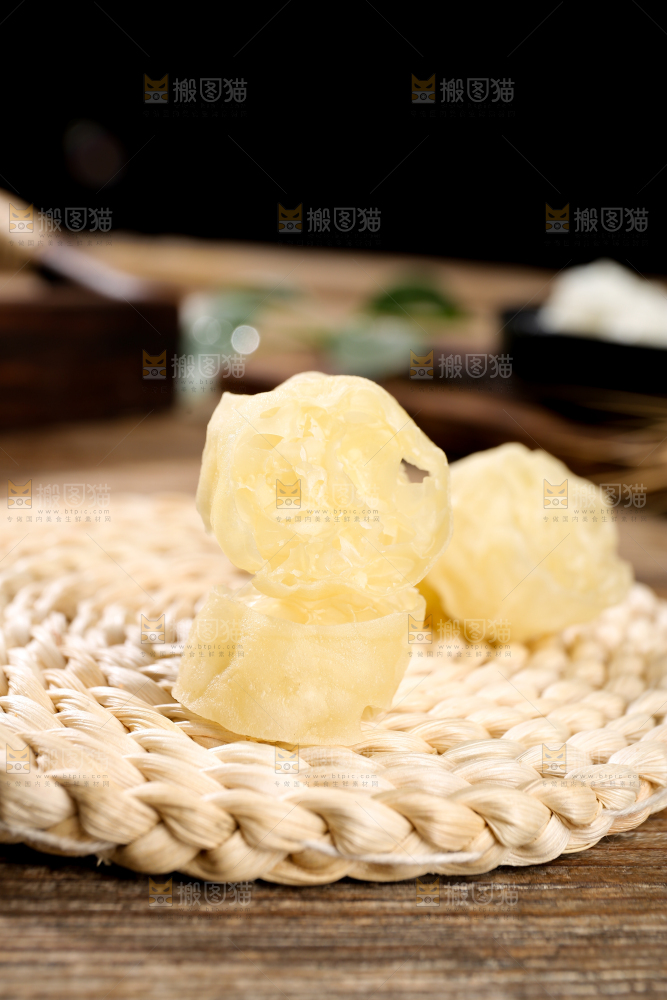 深底上的原味面藕
