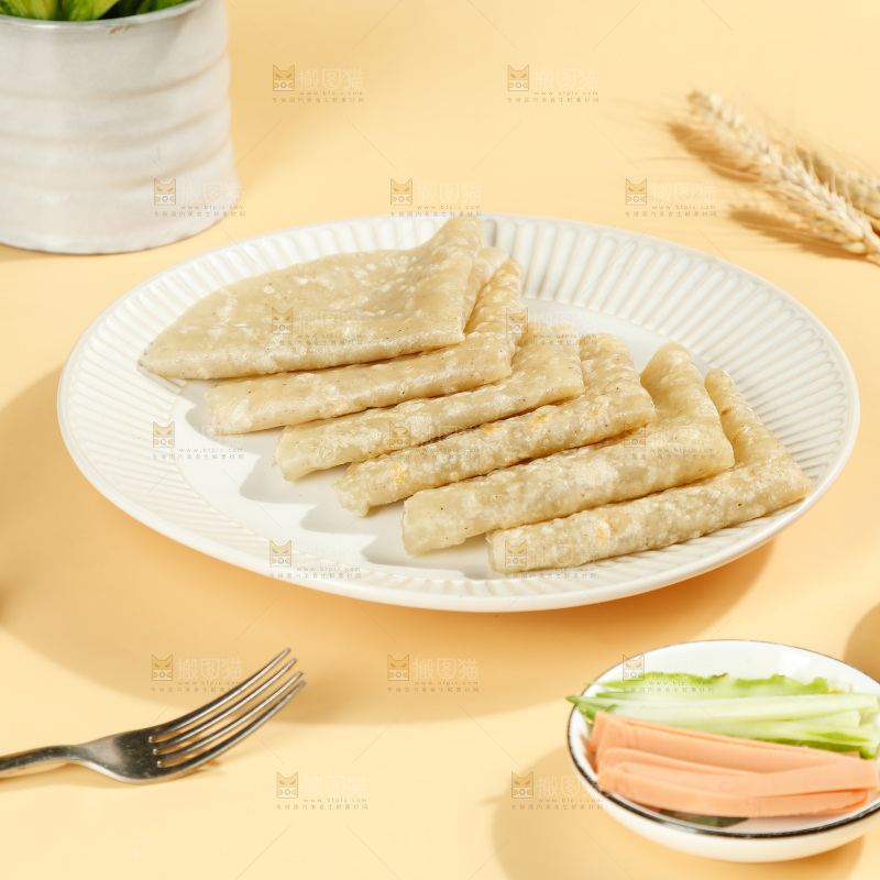 浅底上的荞麦卷饼