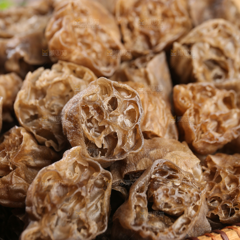 深底上的荞麦面藕