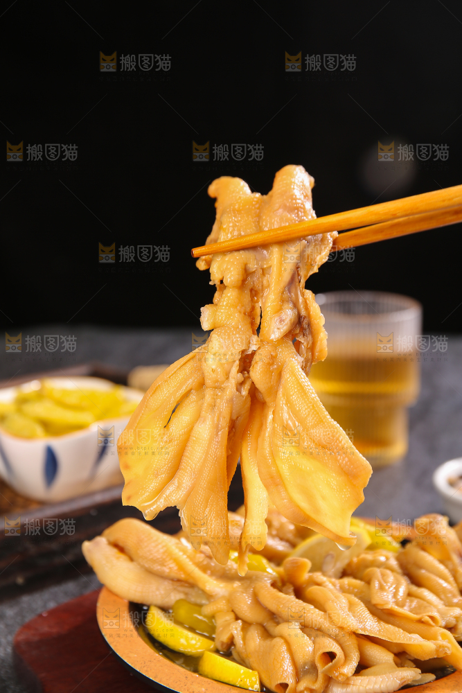 酸辣无骨鸭掌
