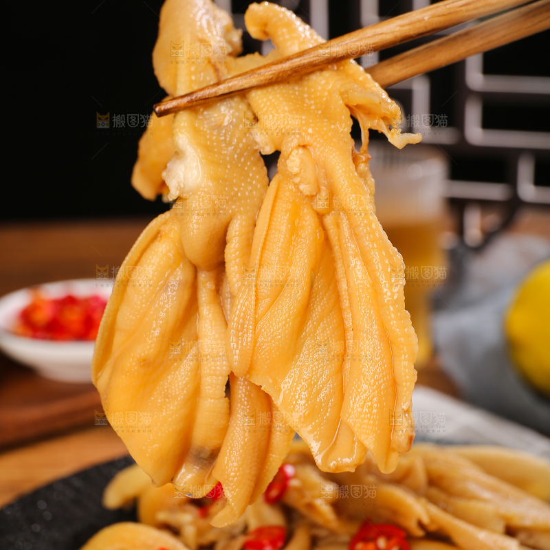 深底上的无骨鸭掌