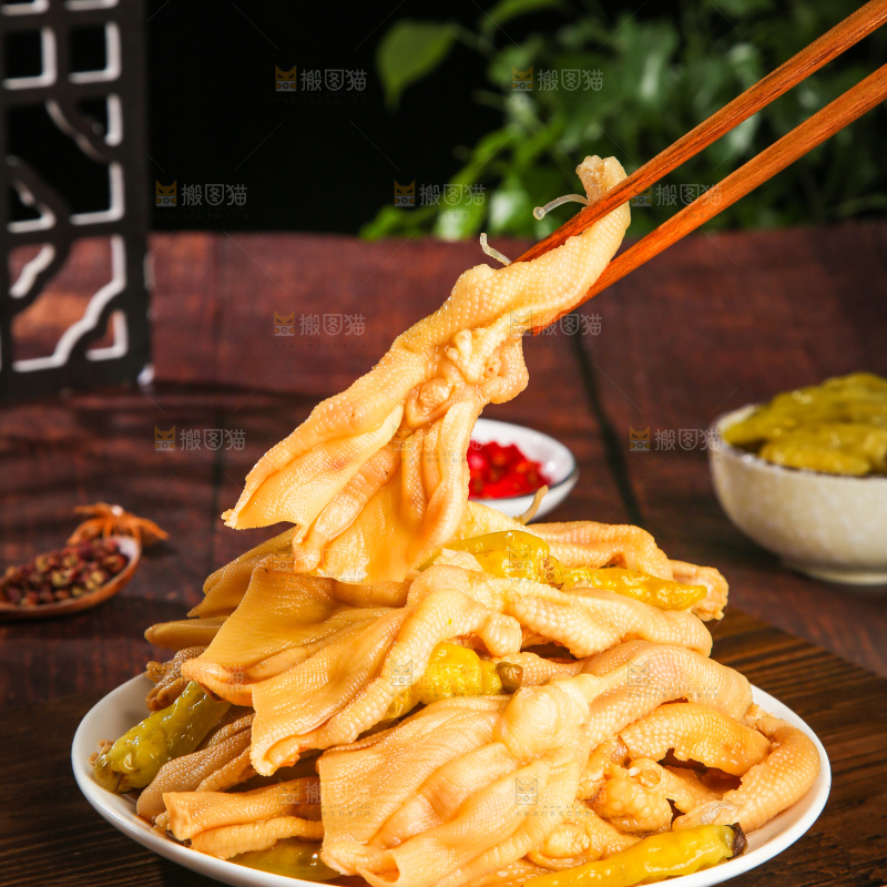 深底上的无骨鸭掌