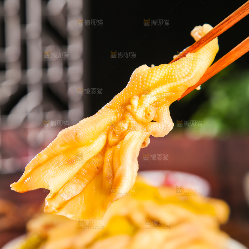 深底上的无骨鸭掌