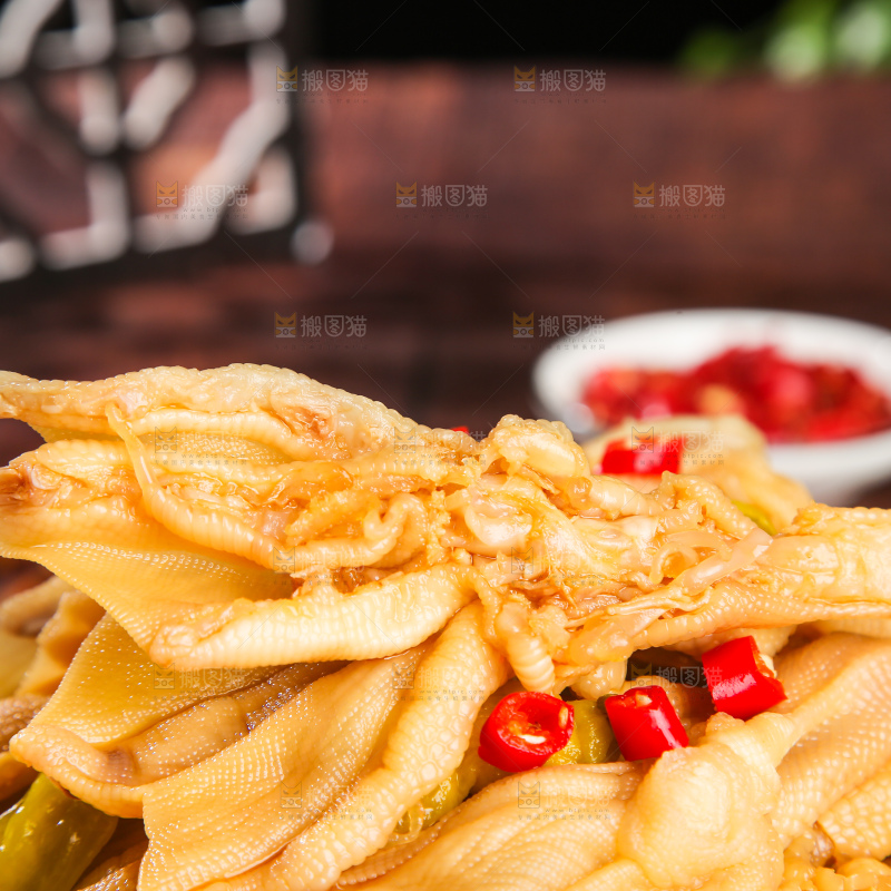 深底上的无骨鸭掌
