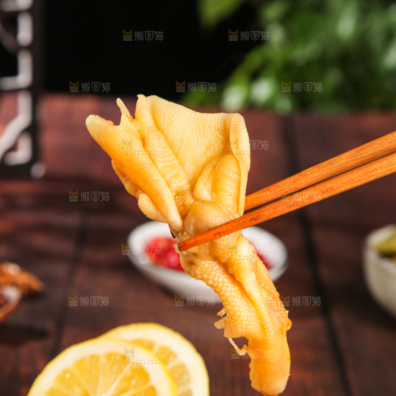 深底上的无骨鸭掌