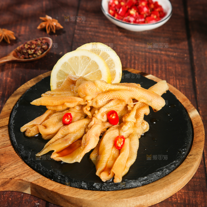 深底上的无骨鸭掌