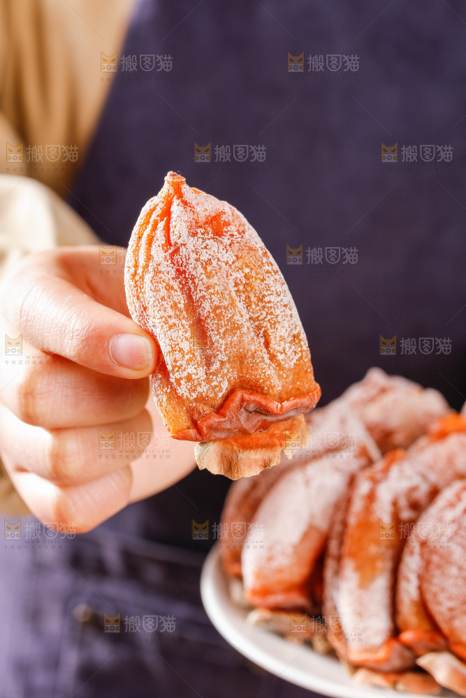 深底上的吊柿饼