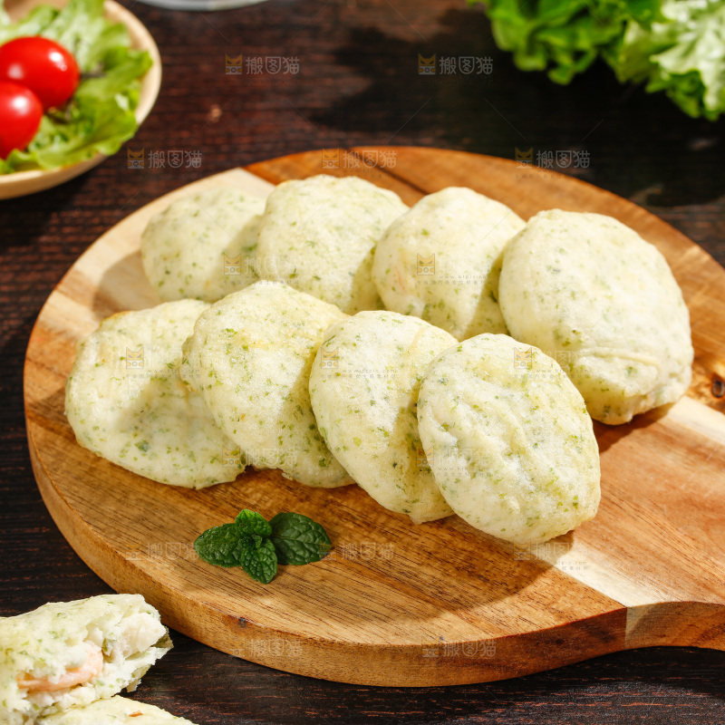深底上的鲜虾饼