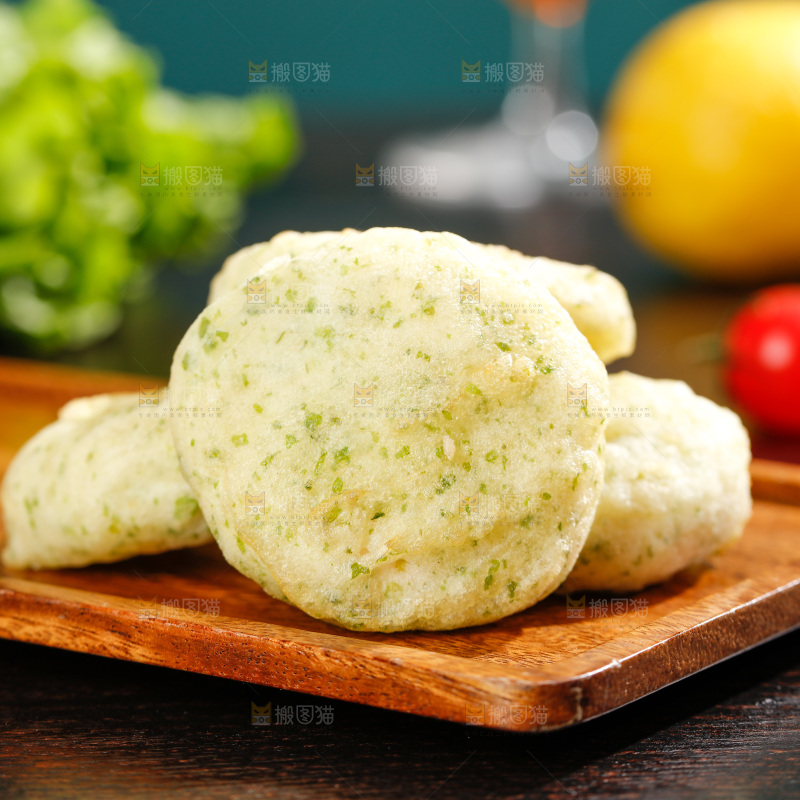 深底上的鲜虾饼
