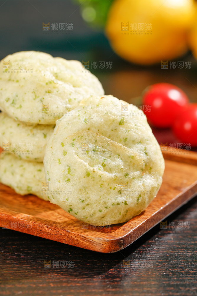 深底上的鲜虾饼