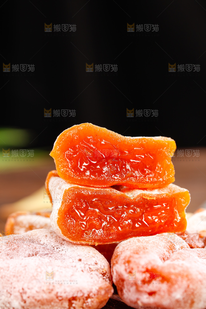 深底上的柿饼
