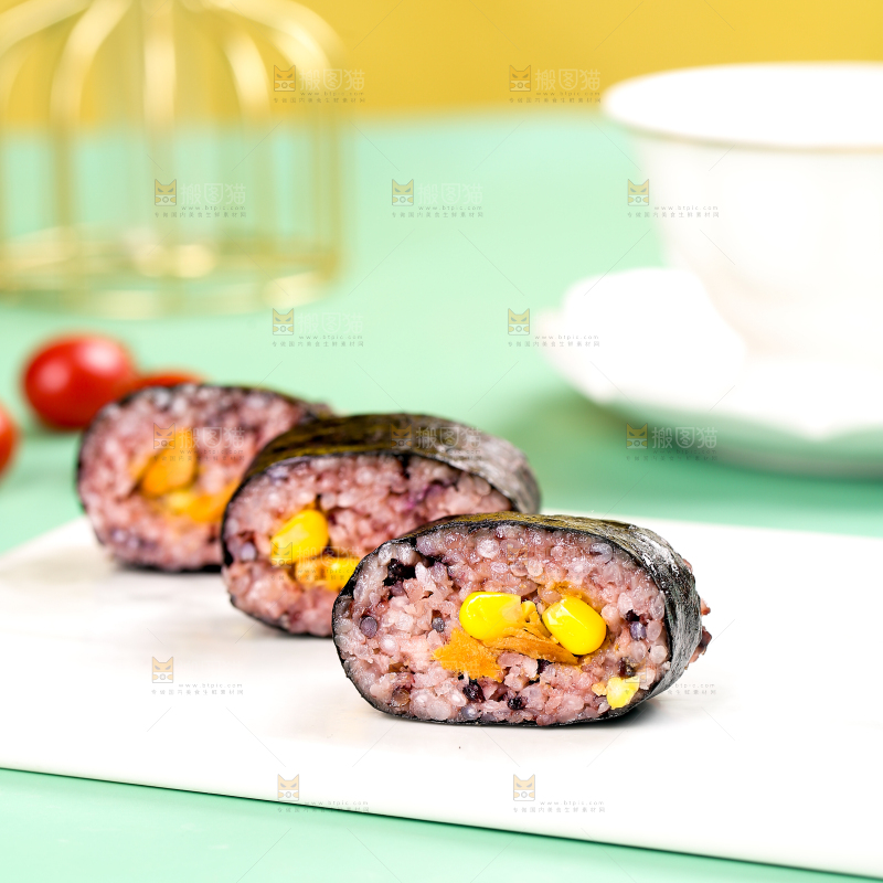 浅底上的手工大饭团