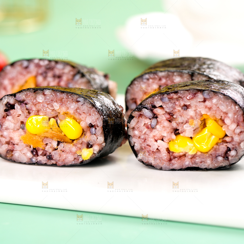 浅底上的手工大饭团