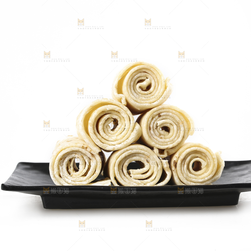 白底上的烙馍春卷
