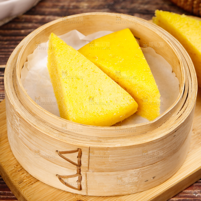 木底上的南瓜发糕