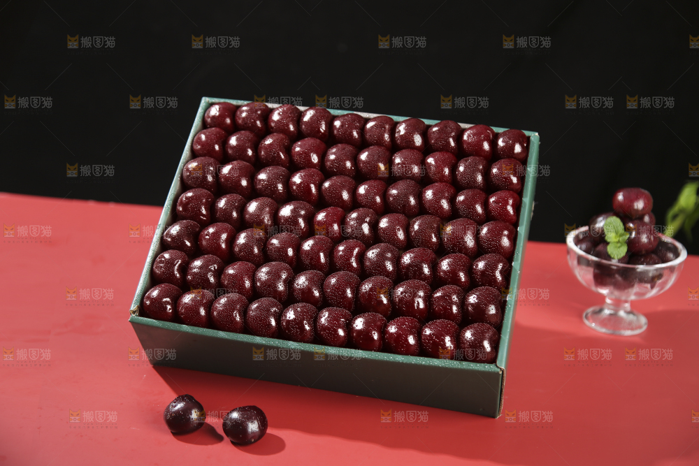 礼盒里的智利车厘子