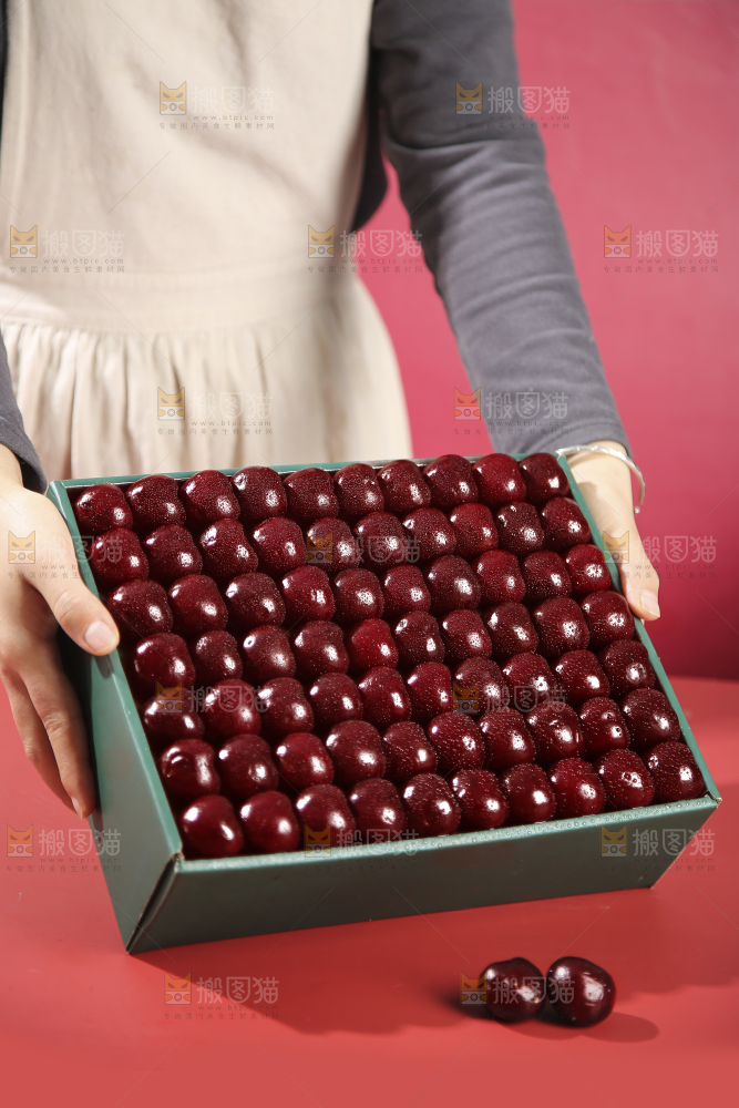 礼盒里的智利车厘子
