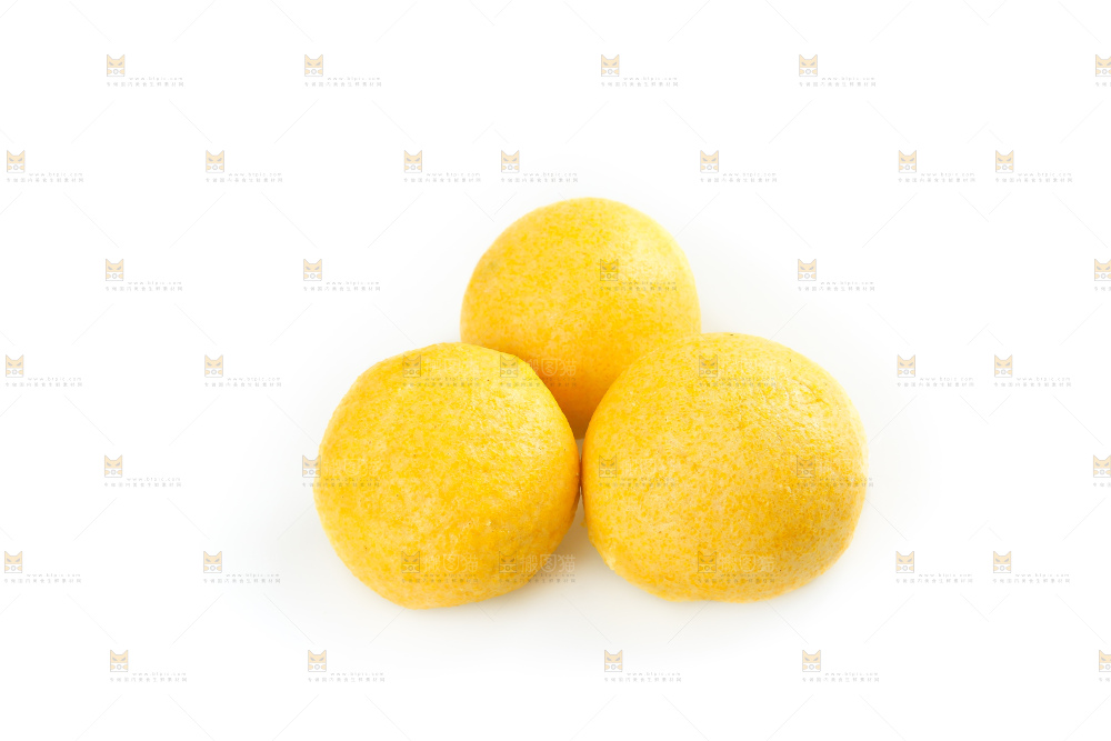 白底上的荠菜团子