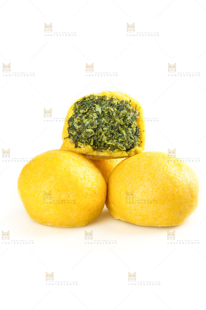 白底上的荠菜团子
