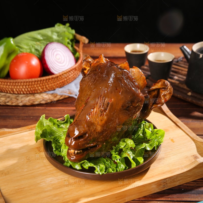 深底上的羊头肉