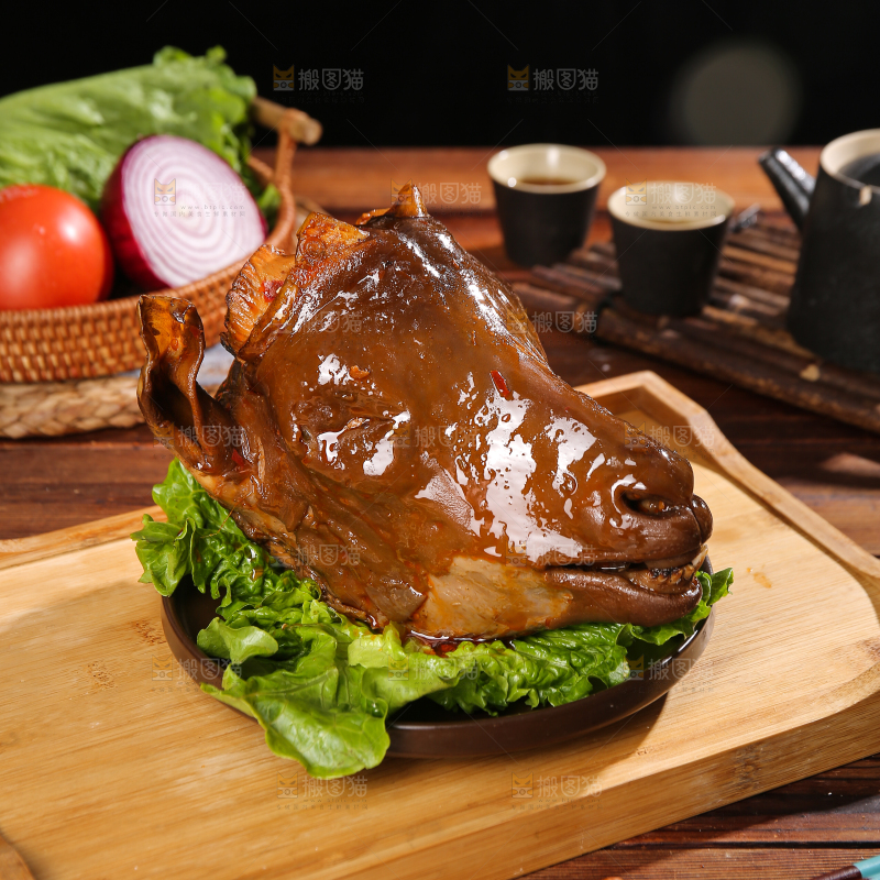 深底上的羊头肉