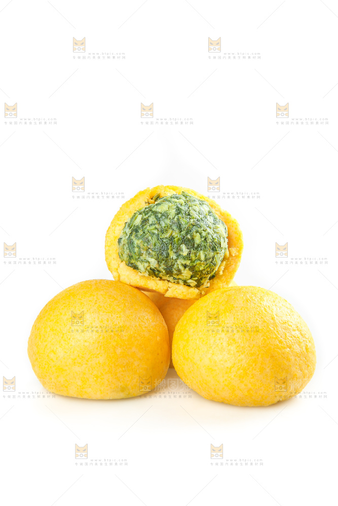 白底上的荠菜团子