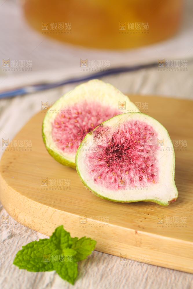 浅底上的新疆无花果干