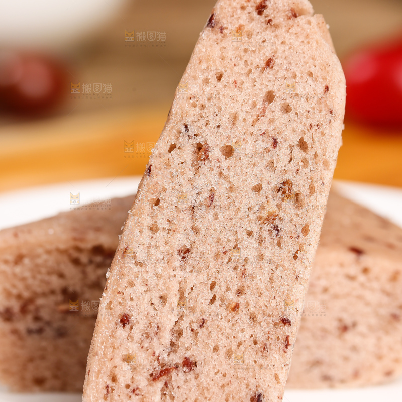 深底上的红豆发糕